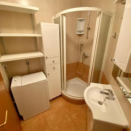 Beach apartment Makarska *