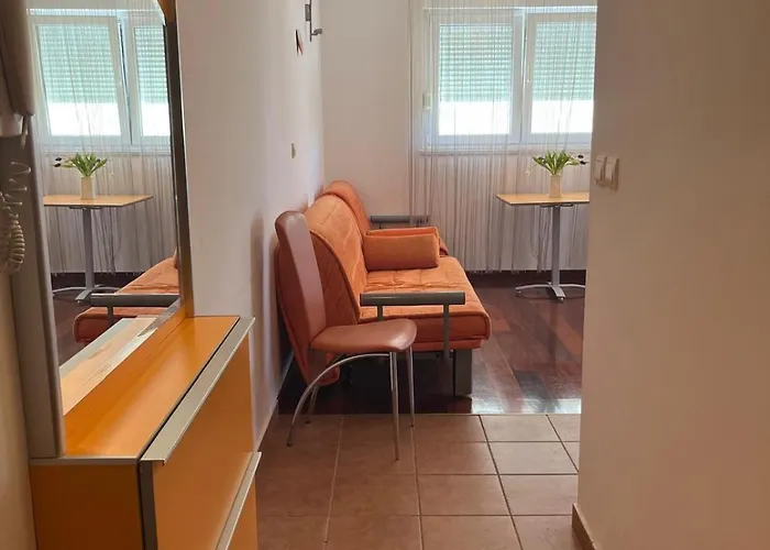 Beach Apartment Makarska